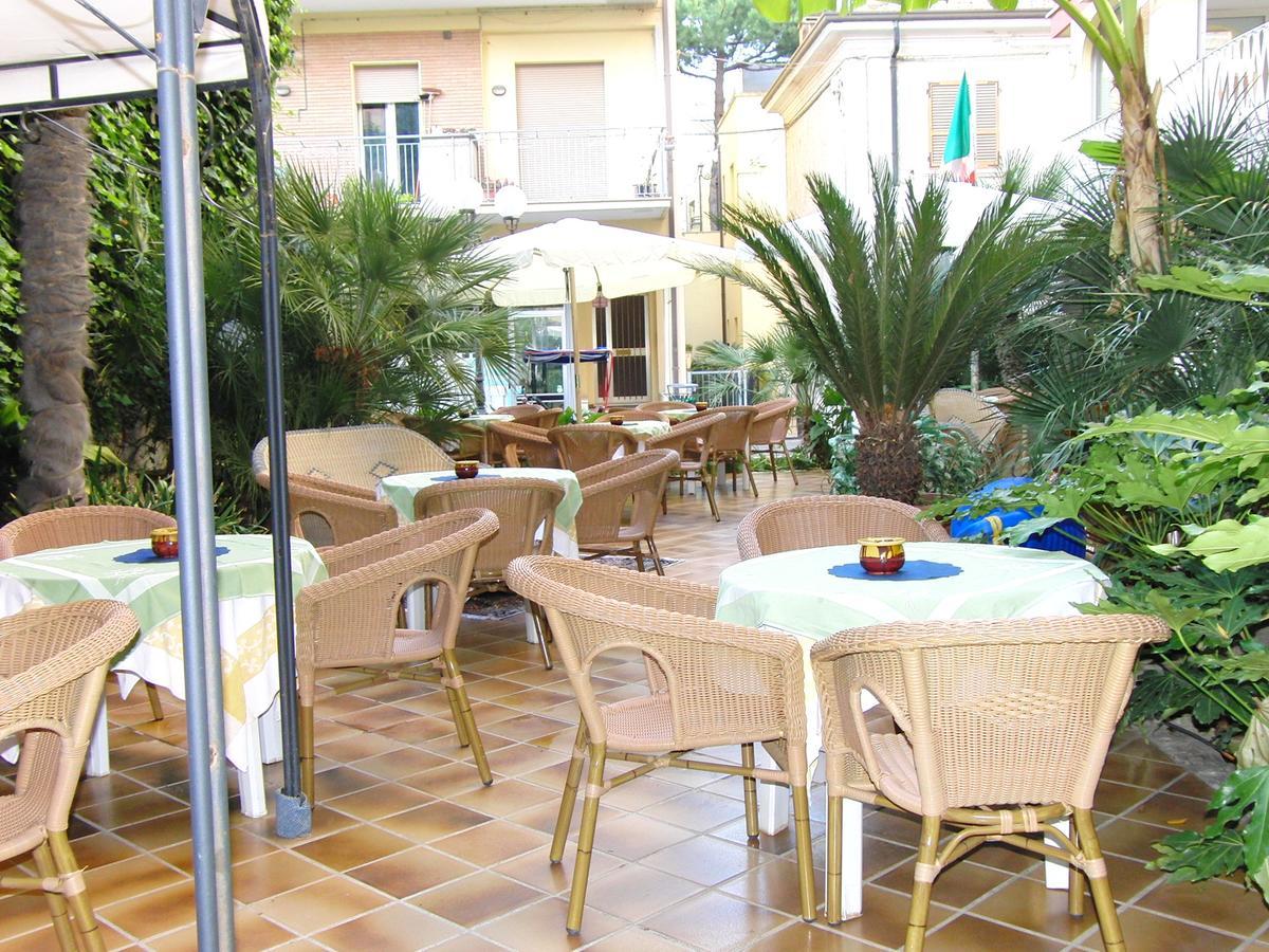 Hotel Resort Marinella Gabicce Mare Zewnętrze zdjęcie
