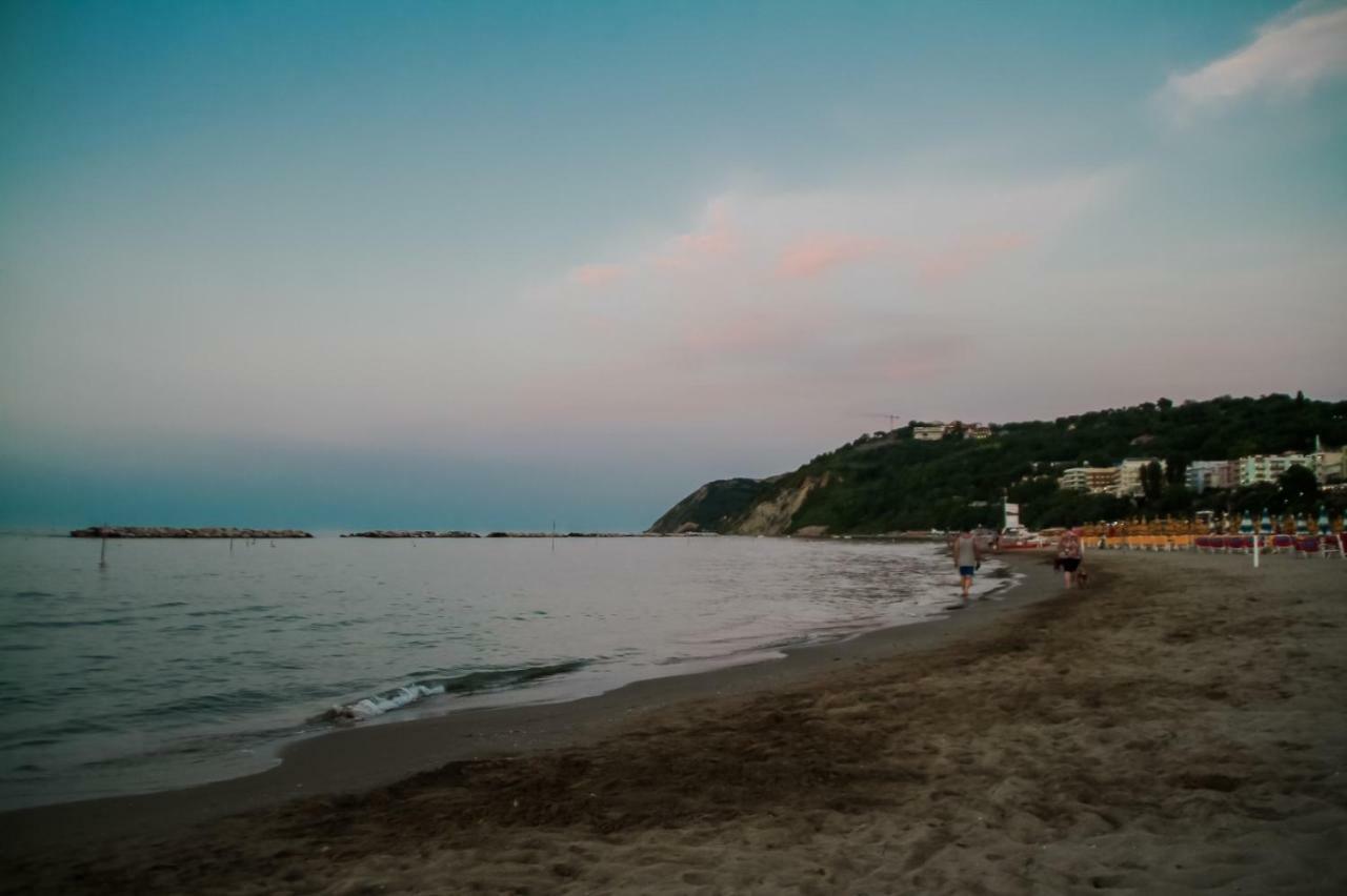 Hotel Resort Marinella Gabicce Mare Zewnętrze zdjęcie